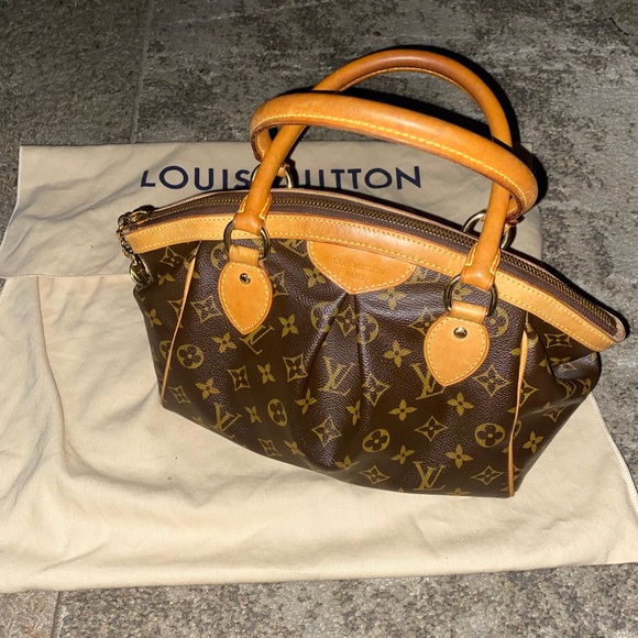 Louis Vuitton Handbags - SOLD!💎Authentic 💎Louis Vuitton Monogram Tivoli PM💎Classic!